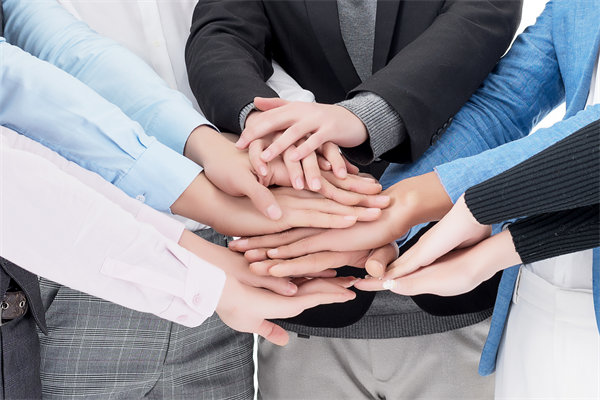 績效反饋助力成長，促進(jìn)員工與企業(yè)共進(jìn)步