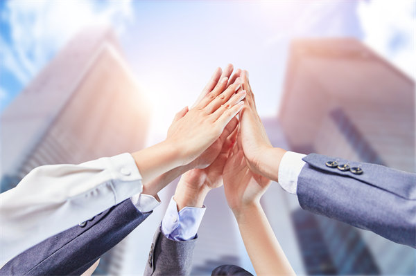 立足企業(yè)實(shí)際，制定可行經(jīng)營計(jì)劃，確保企業(yè)穩(wěn)健前行