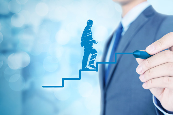 人才激勵與留任策略，構建企業(yè)人才生態(tài)與核心競爭力
