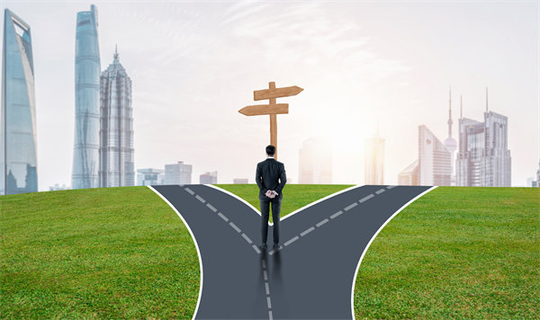 如果一家企業(yè)沒有明確的經(jīng)營(yíng)戰(zhàn)略，會(huì)有什么樣的風(fēng)險(xiǎn)？