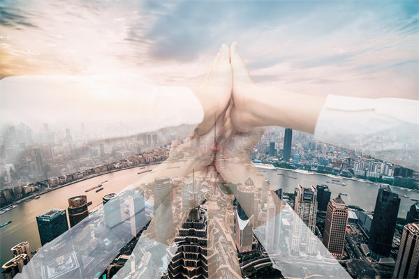 如何制定符合企業(yè)戰(zhàn)略目標(biāo)的組織發(fā)展路徑？