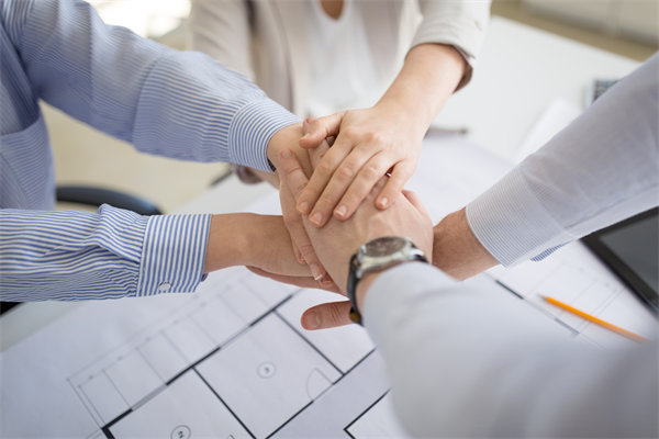 集團管控如何促進企業(yè)文化建設(shè)，增強內(nèi)部凝聚力？