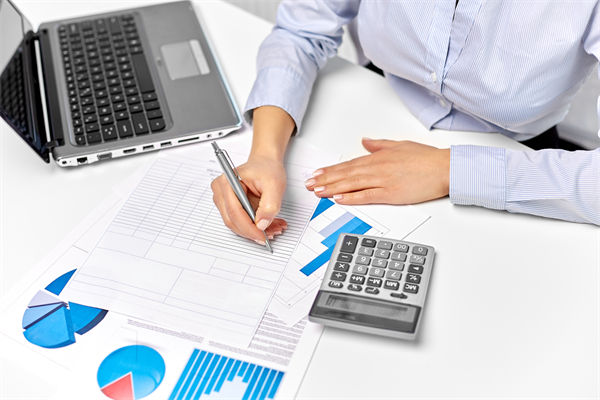 企業(yè)預(yù)算管理成效如何量化，以激勵團隊持續(xù)改進？
