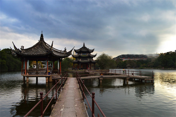 臺州年度經(jīng)營計劃咨詢公司如何規(guī)劃企業(yè)全年發(fā)展藍(lán)圖？