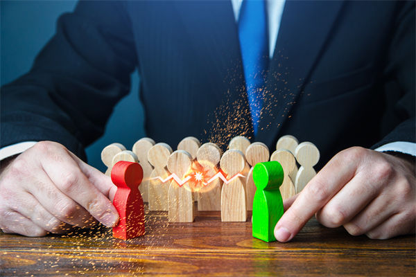 新老業(yè)務(wù)沖突不斷，企業(yè)戰(zhàn)略管理如何平衡布局？