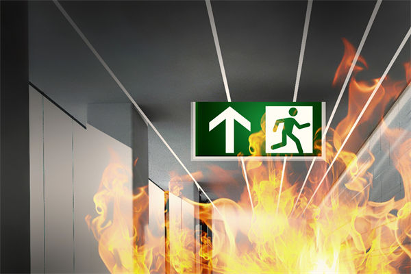 山東化工廠爆炸后樓房?jī)H剩框架，對(duì)制造業(yè)有何啟示？