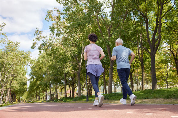 中國(guó)人均預(yù)期壽命79歲，對(duì)企業(yè)文件有何啟示？