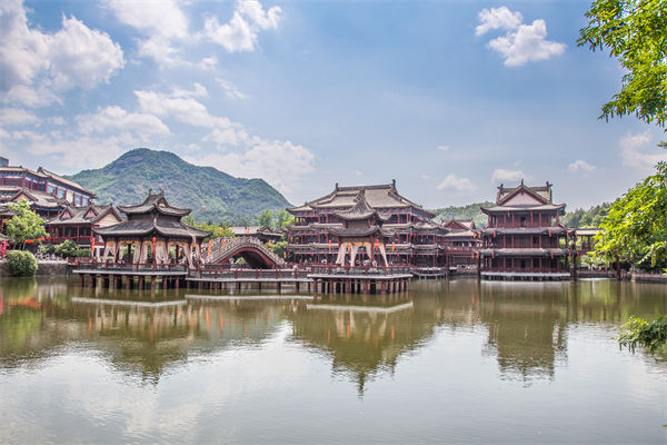 制造業(yè)管理分析：短劇基地狂飆，誰是下一個橫店？